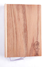 Carica l'immagine nel visualizzatore di Gallery, La Bambolina