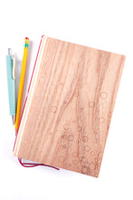 Carica l'immagine nel visualizzatore di Gallery, Bollicine